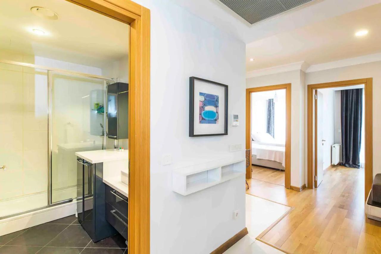 Downtown Two-Bedrom Apartment Тбилиси Экстерьер фото
