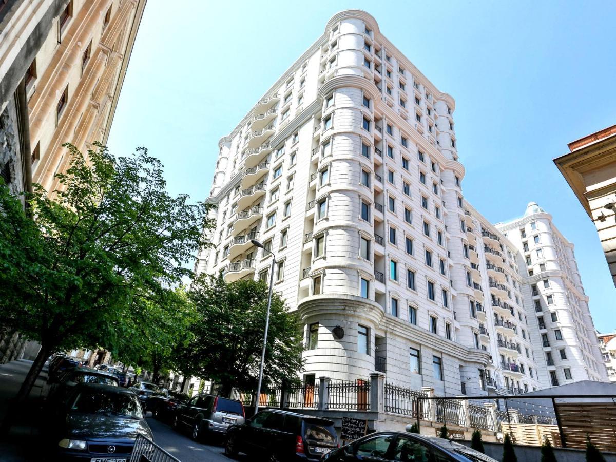 Downtown Two-Bedrom Apartment Тбилиси Экстерьер фото