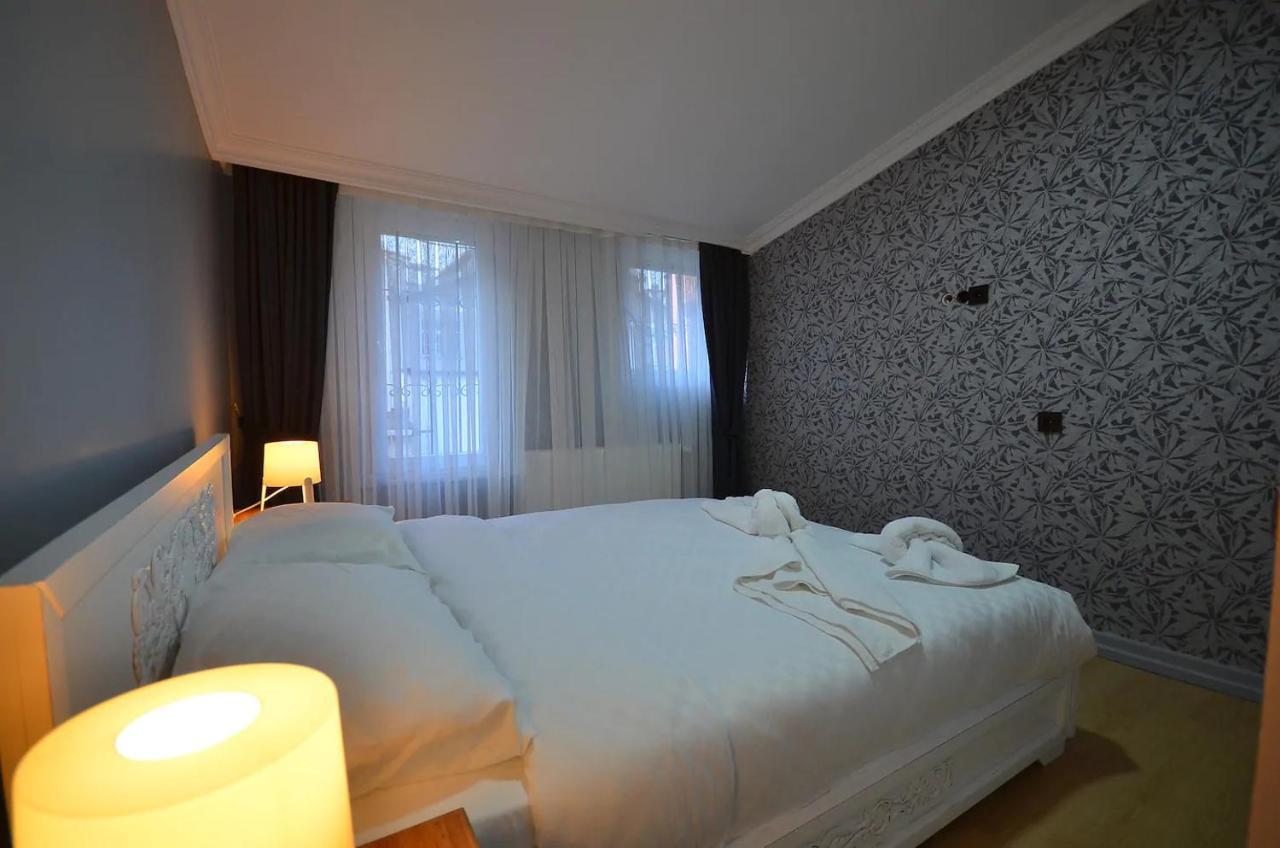Downtown Two-Bedrom Apartment Тбилиси Экстерьер фото