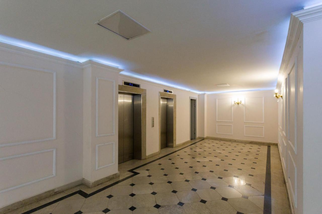 Downtown Two-Bedrom Apartment Тбилиси Экстерьер фото